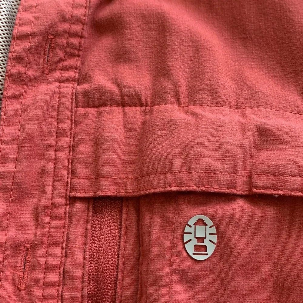 Coleman Anglers Outdoor Button Up Men’s Red Shirt. Large - Picture 2 of 4